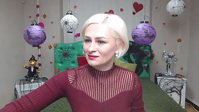 OliviaHorst online show from October 2025 05:24:02 PM