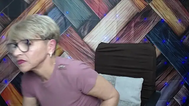 EllaBonito online show from October 2025 11:51:02 AM