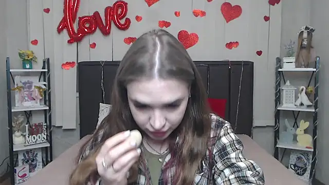 LauraHlot online show from March 2026 06:25:01 PM