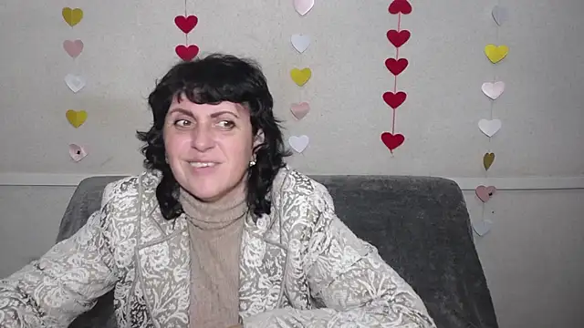 LuciaMii online show from March 2025 06:00:01 PM