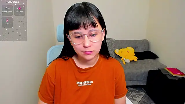 Snapshot of Sofiskies chatting on March 2026 11:22:02 PM Sofiskies online show from March 2026 11:22:02 PM