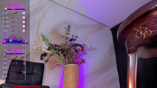 Snapshot of Karla-Ebony chatting on October 2025 01:53:02 PM Karla-Ebony online show from October 2025 01:53:02 PM