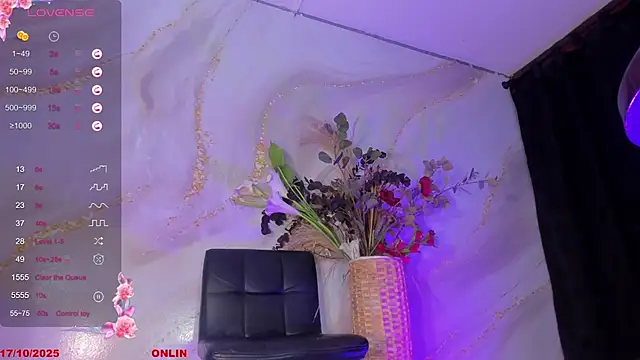 Snapshot of Karla-Ebony chatting on October 2025 01:57:02 PM Karla-Ebony online show from October 2025 01:57:02 PM