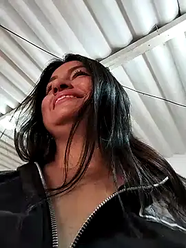 Linda Lars online show from February 2025 02:58:02 PM