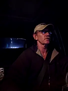 Snapshot of coolbrease10 chatting on March 2026 01:11:01 AM coolbrease10 online show from March 2026 01:11:01 AM