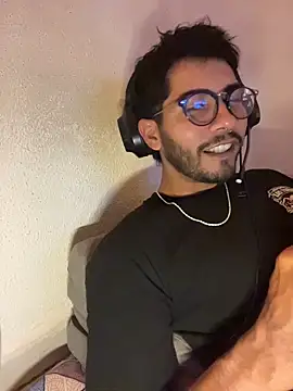 Snapshot of CrazyApachw chatting on April 2026 06:10:02 AM CrazyApachw online show from April 2026 06:10:02 AM