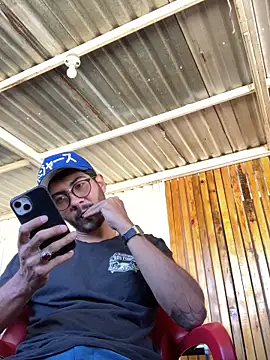 Snapshot of CrazyApachw chatting on April 2026 09:39:01 PM CrazyApachw online show from April 2026 09:39:01 PM