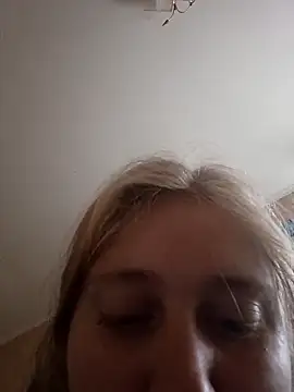 Snapshot of AnastasiaSky19 chatting on October 2025 01:19:01 PM AnastasiaSky19 online show from October 2025 01:19:01 PM