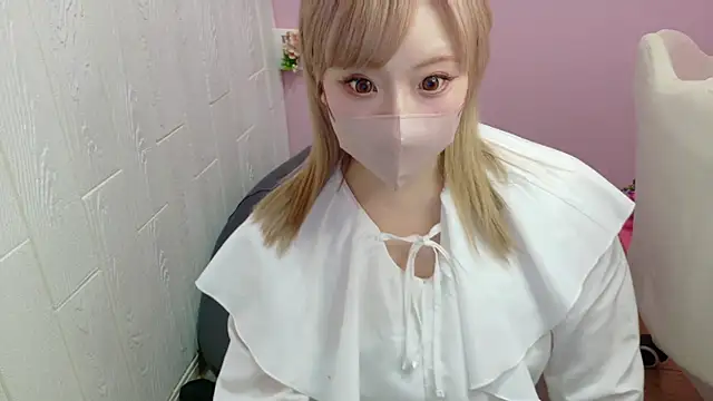 alice  1111 online show from March 2025 01:07:01 PM