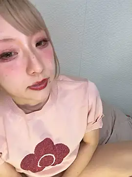 Snapshot of alice__1111 chatting on April 2026 08:40:01 AM alice 1111 online show from April 2026 08:40:01 AM