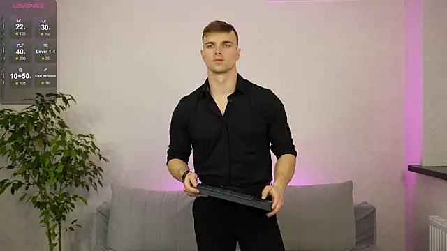 Snapshot of Nik_Sharp chatting on March 2025 04:06:02 PM Nik Sharp online show from March 2025 04:06:02 PM