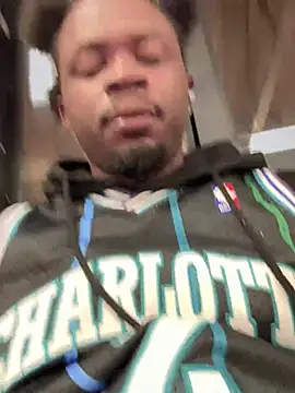 Snapshot of MobyDxck chatting on December 2024 10:43:01 AM MobyDxck online show from December 2024 10:43:01 AM