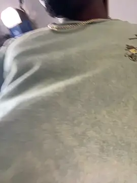 Snapshot of MobyDxck chatting on November 2025 09:37:01 PM MobyDxck online show from November 2025 09:37:01 PM