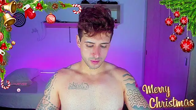 Snapshot of Ares_blue chatting on December 2025 12:12:01 PM Ares blue online show from December 2025 12:12:01 PM