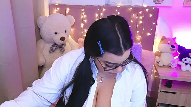 Snapshot of MiahJoness chatting on February 2026 05:58:02 AM MiahJoness online show from February 2026 05:58:02 AM