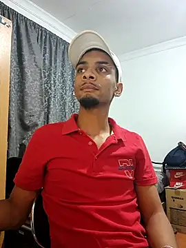 29YOURZ 28  online show from December 2025 07:56:02 PM