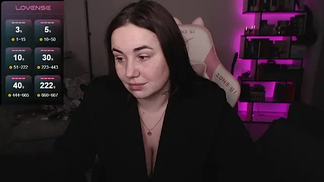 Snapshot of SexyWitch_666 chatting on March 2026 02:39:01 AM SexyWitch 666 online show from March 2026 02:39:01 AM