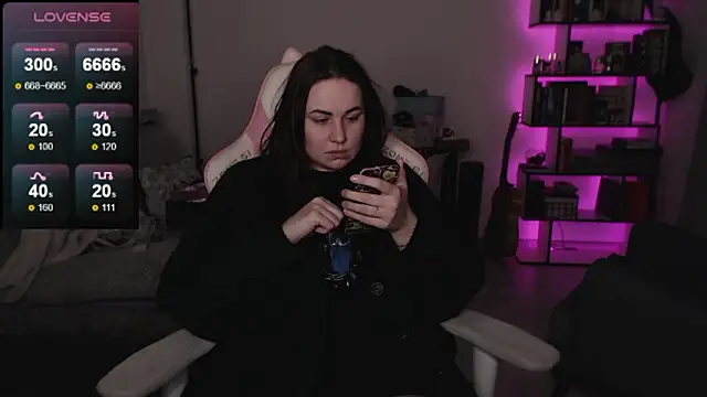 Snapshot of SexyWitch_666 chatting on March 2026 03:23:01 AM SexyWitch 666 online show from March 2026 03:23:01 AM