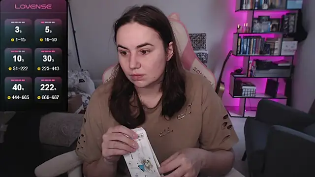 Snapshot of SexyWitch_666 chatting on April 2026 08:23:01 AM SexyWitch 666 online show from April 2026 08:23:01 AM