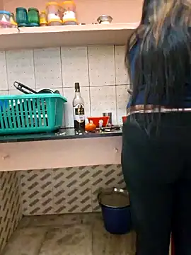 Snapshot of N-Natasha chatting on January 2025 12:47:02 PM N-Natasha online show from January 2025 12:47:02 PM