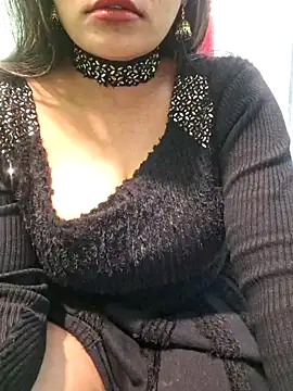 Snapshot of N-Natasha chatting on January 2025 05:23:01 PM N-Natasha online show from January 2025 05:23:01 PM