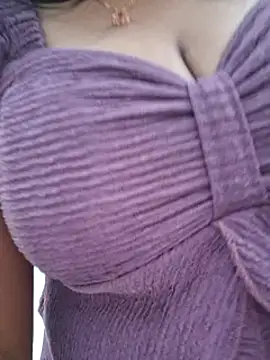 Snapshot of N-Natasha chatting on January 2025 12:27:02 PM N-Natasha online show from January 2025 12:27:02 PM