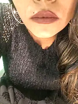 Snapshot of N-Natasha chatting on February 2025 07:18:02 PM N-Natasha online show from February 2025 07:18:02 PM