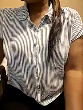 Snapshot of N-Natasha chatting on February 2025 05:57:01 PM N-Natasha online show from February 2025 05:57:01 PM