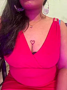 Snapshot of N-Natasha chatting on September 2025 06:43:02 PM N-Natasha online show from September 2025 06:43:02 PM