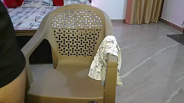 Snapshot of N-Natasha chatting on April 2026 04:00:02 PM N-Natasha online show from April 2026 04:00:02 PM
