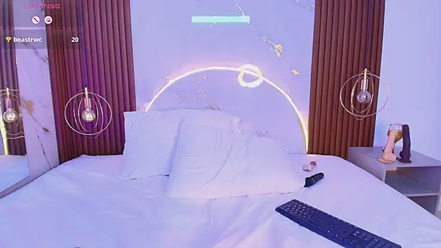 Snapshot of miamiller69 chatting on February 2025 08:33:02 AM miamiller69 online show from February 2025 08:33:02 AM