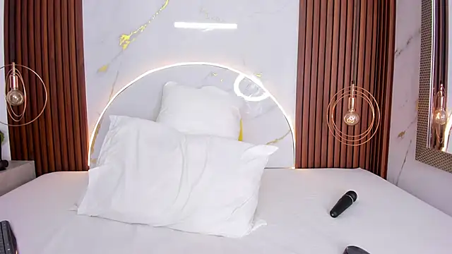 Snapshot of miamiller69 chatting on September 2025 04:14:02 AM miamiller69 online show from September 2025 04:14:02 AM