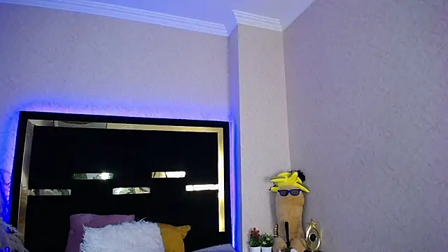 Bunny O online show from October 2025 08:40:02 PM