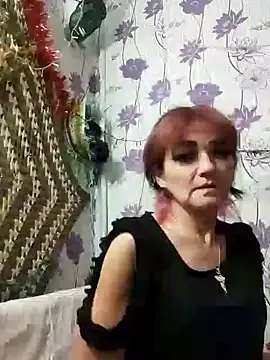 Snapshot of SweetLeila40 chatting on December 2024 02:39:01 PM SweetLeila40 online show from December 2024 02:39:01 PM