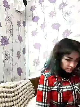 Snapshot of SweetLeila40 chatting on February 2025 06:36:01 AM SweetLeila40 online show from February 2025 06:36:01 AM