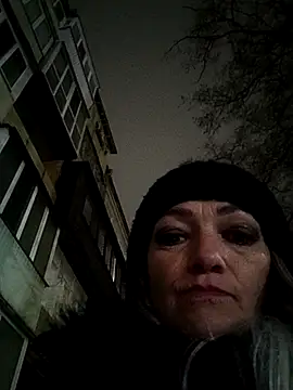 Snapshot of SweetLeila40 chatting on November 2025 06:18:01 PM SweetLeila40 online show from November 2025 06:18:01 PM