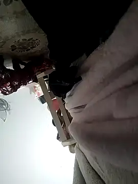 Snapshot of SweetLeila40 chatting on March 2026 09:05:02 AM SweetLeila40 online show from March 2026 09:05:02 AM