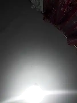 Snapshot of SweetLeila40 chatting on March 2026 10:26:01 PM SweetLeila40 online show from March 2026 10:26:01 PM