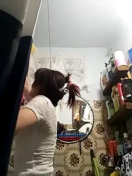 Snapshot of SweetLeila40 chatting on March 2026 06:01:02 PM SweetLeila40 online show from March 2026 06:01:02 PM