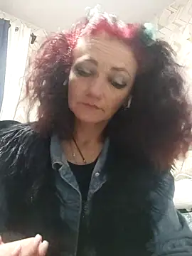 Snapshot of SweetLeila40 chatting on March 2026 12:27:01 AM SweetLeila40 online show from March 2026 12:27:01 AM