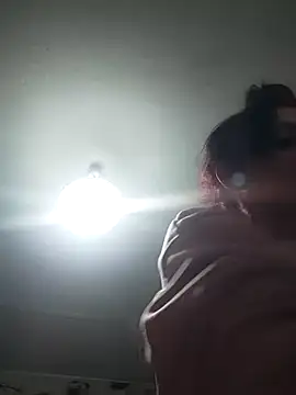 Snapshot of SweetLeila40 chatting on March 2026 08:54:01 PM SweetLeila40 online show from March 2026 08:54:01 PM