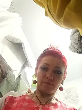 Snapshot of SweetLeila40 chatting on March 2026 10:10:02 PM SweetLeila40 online show from March 2026 10:10:02 PM