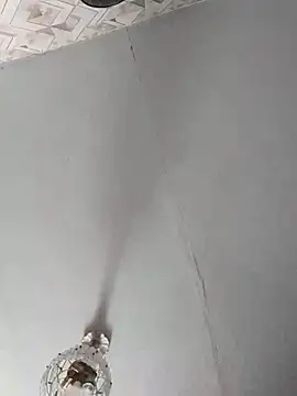 Snapshot of SweetLeila40 chatting on April 2026 02:52:02 PM SweetLeila40 online show from April 2026 02:52:02 PM