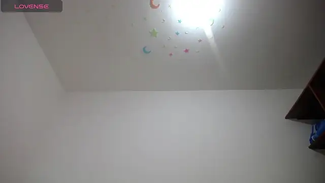 Snapshot of Laila_Laly chatting on January 2025 01:02:02 PM Laila Laly online show from January 2025 01:02:02 PM