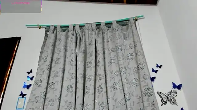 Snapshot of Laila_Laly chatting on March 2026 04:40:02 PM Laila Laly online show from March 2026 04:40:02 PM