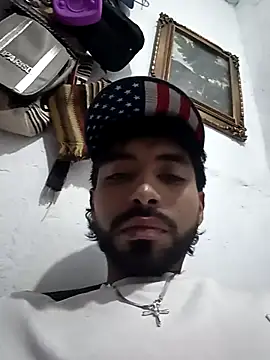 Snapshot of yeisonalexander chatting on April 2026 12:24:02 AM yeisonalexander online show from April 2026 12:24:02 AM