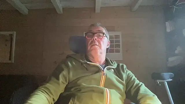 Snapshot of lelohop chatting on October 2025 07:32:01 AM lelohop online show from October 2025 07:32:01 AM