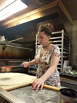 Snapshot of lavenderdelights chatting on January 2025 02:54:01 AM lavenderdelights online show from January 2025 02:54:01 AM