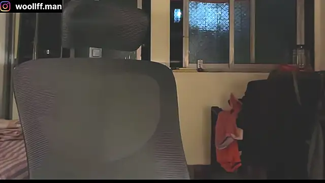 dickpois0n online show from January 2025 06:23:01 PM