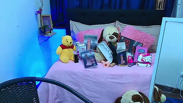 avans 15 online show from February 2025 11:12:02 PM